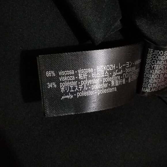 NWT MINI BLACK SKIRT - Picture 7 of 7